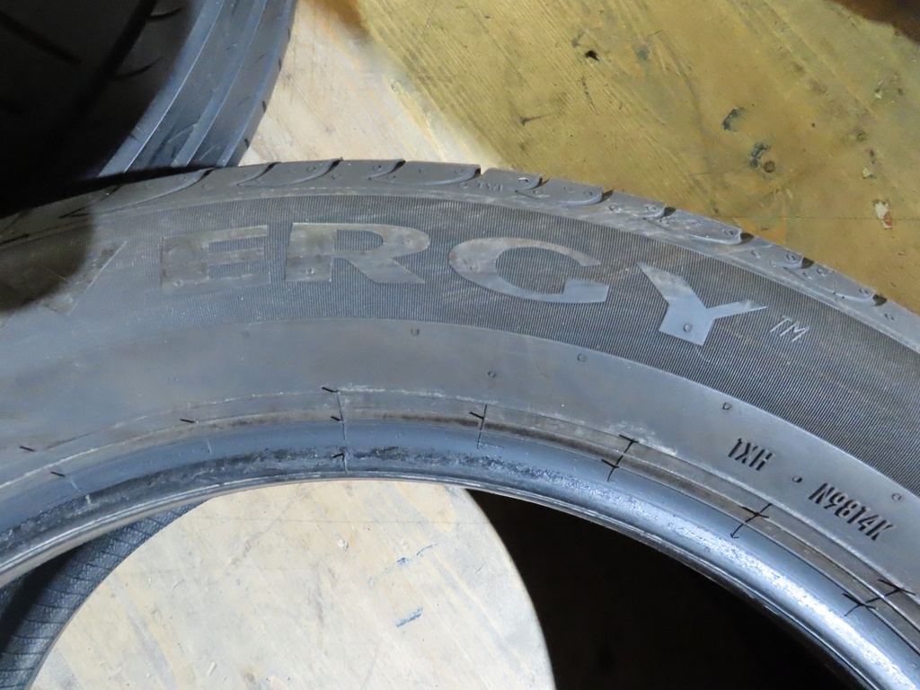 2 Räder Sommerreifen Pirelli Powergy-Occasion