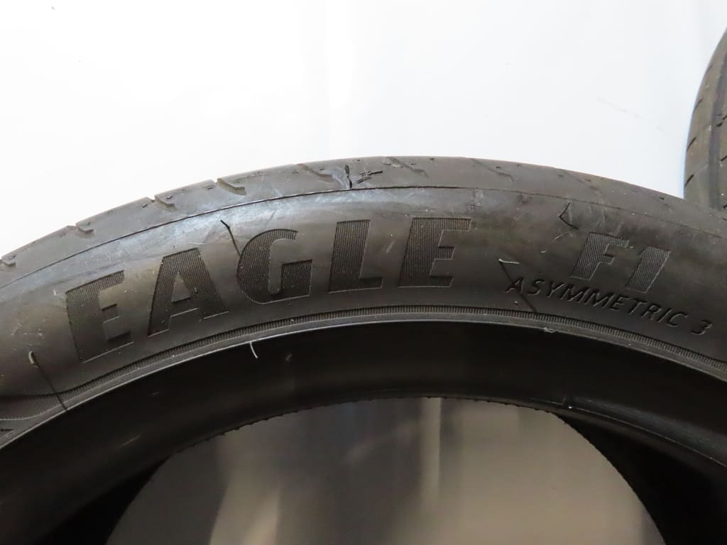 3 Räder Goodyear Eagle