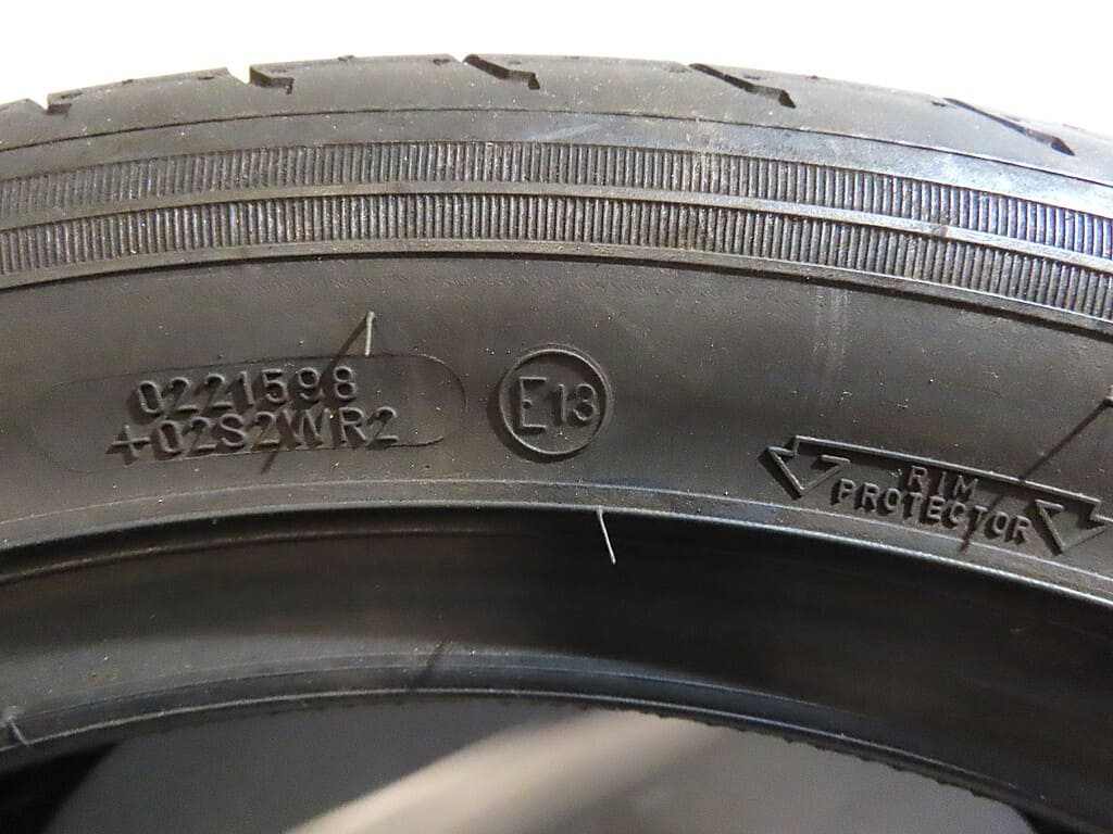 3 Räder Goodyear Eagle