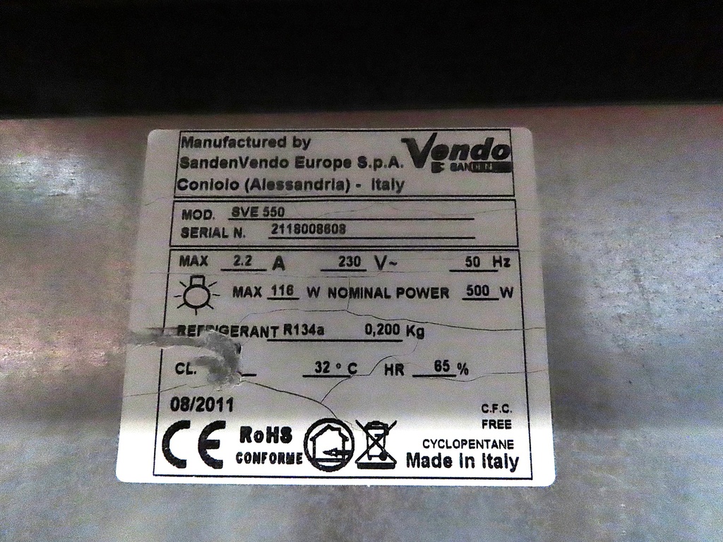 Getränkeautomat SandenVendo Europe SVE 550.
