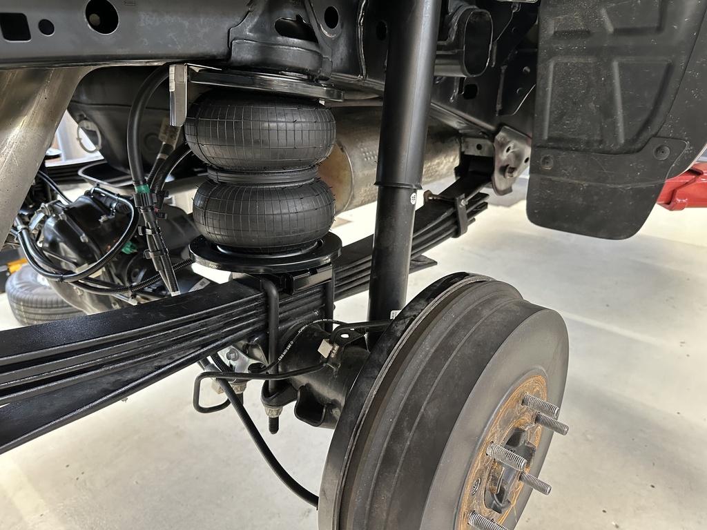 Auflastung SemiAir Base Amarok, Ranger Achslast 2 2'300kg