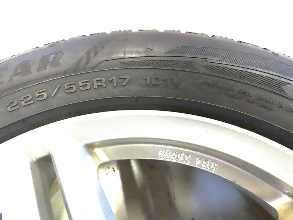 Radsatz MB Vito/Viano (3x Goodyear UltraGrip Performance 2 + 1x Continental WinterContact TS 850P)
