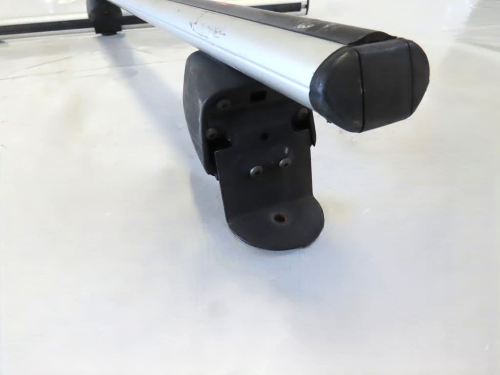 2 Gamaparts Dachträger für VW Caddy 2004 - 2011 (ZCH-871-101-C-2K0)-Occasion