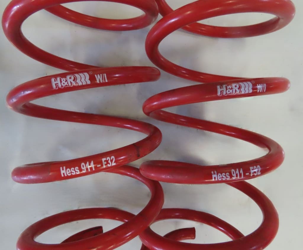 Hess Höherlegungsfedersatz für VW Caddy-Occasion