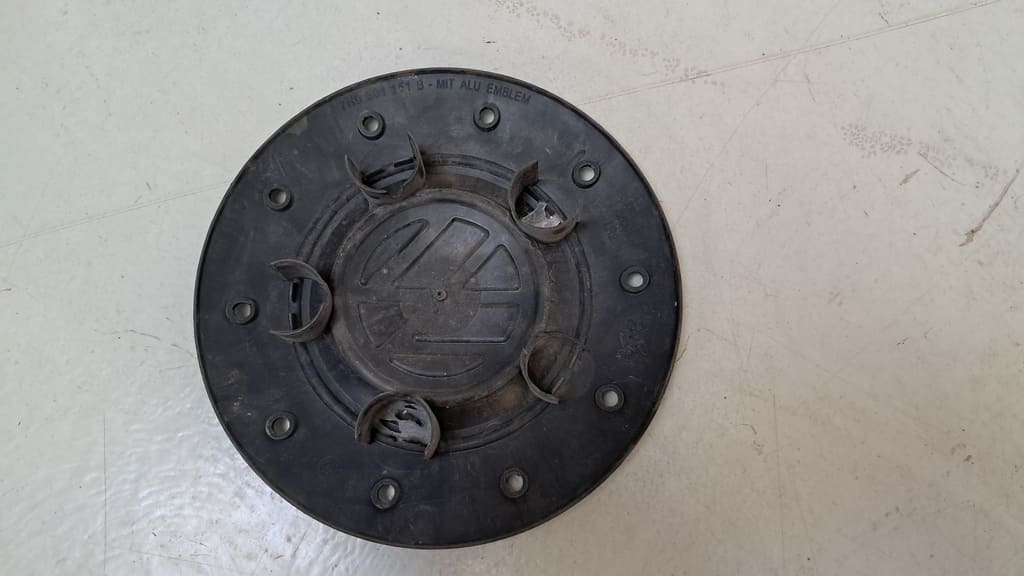 Original VW Radkappen (7H0601151)