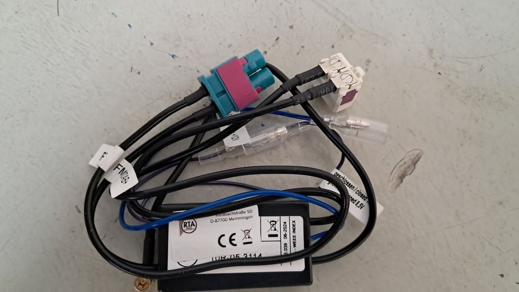 DAB+ / FM passiver Signalsplitter (203.039-0)