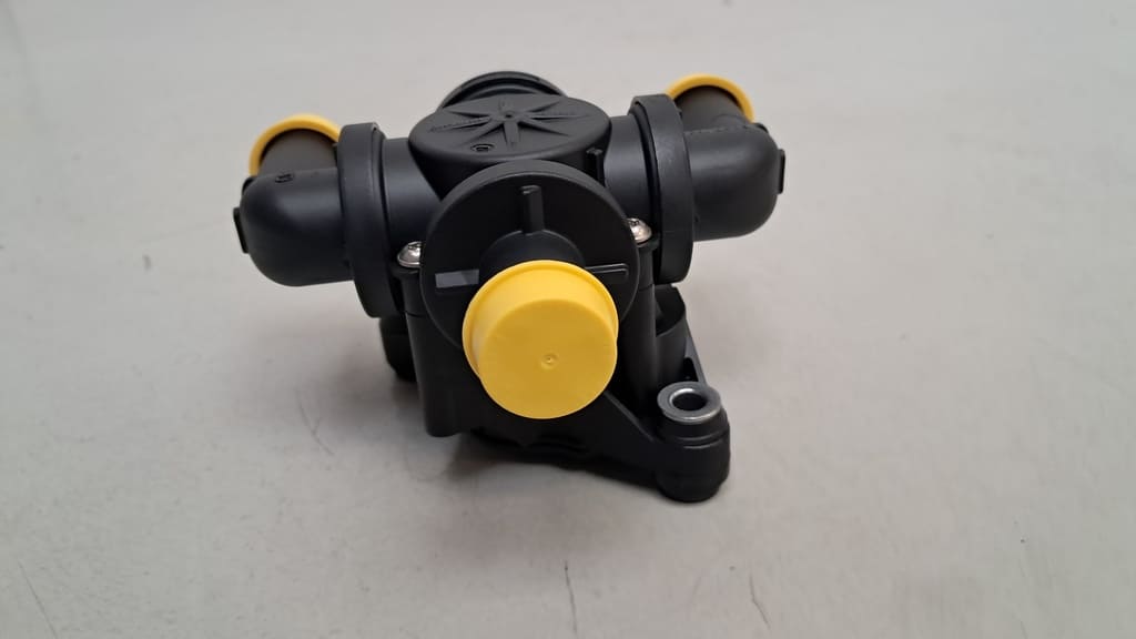 Original Magnetventil für den Kühlmittelkreislauf für Porsche Taycan