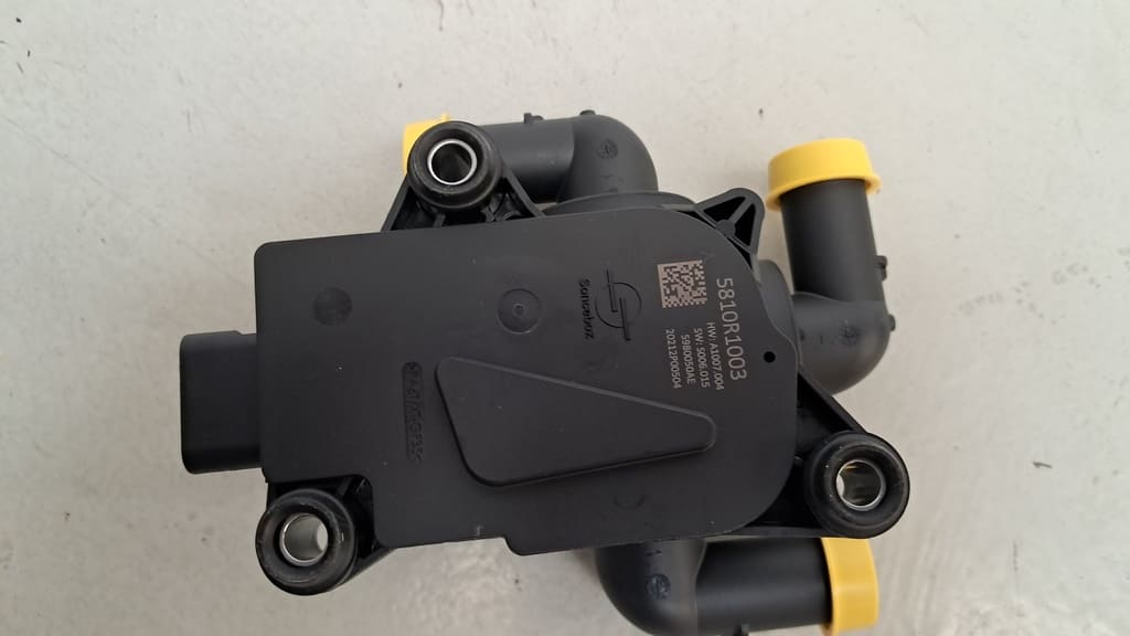 Original Magnetventil für den Kühlmittelkreislauf für Porsche Taycan (9J1906457A)