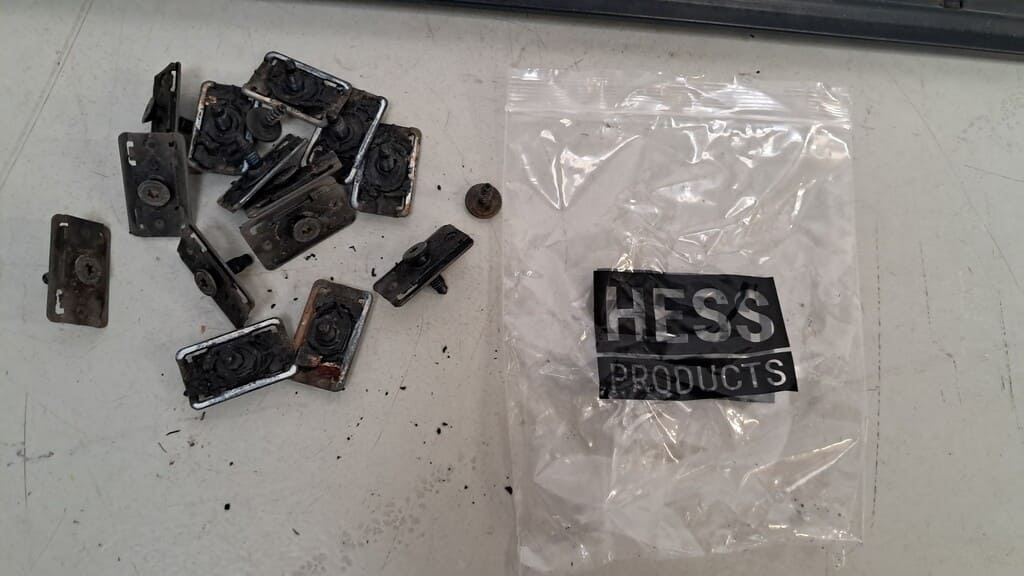 C-Schiene links /rechts für Dachträger kurzer Radstand VW T5/T6 inkl. Befestigungsschrauben