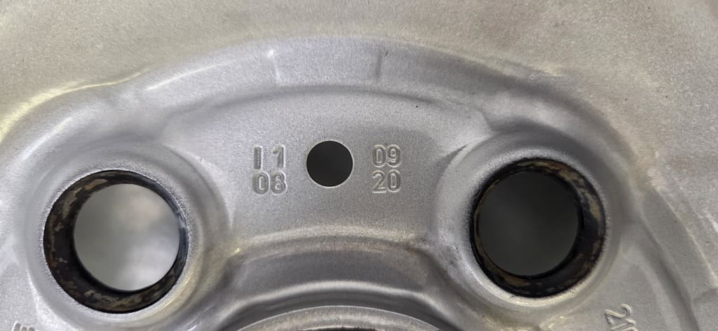 Radsatz Hankook Radial RA28E 215/65 R16C für VW T5/T6/T6.1