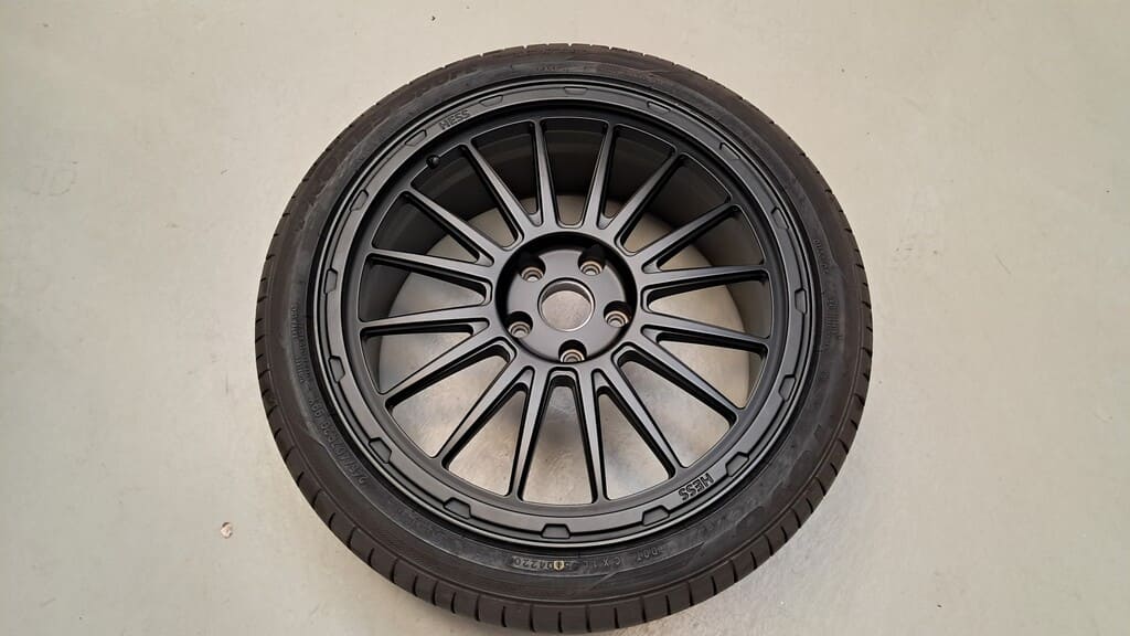 Radsatz Toyo Proxes Sport 245/40R20 für VW T5/T6/ T6.1 /VW Amarok bis 2020