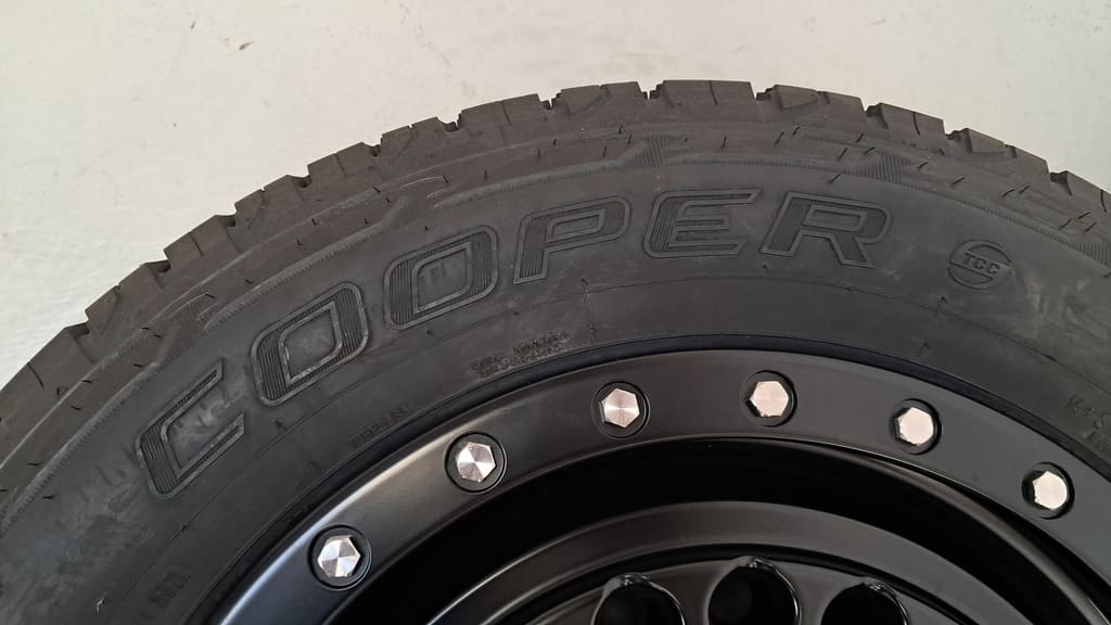 Radsatz Cooper Discoverer AT3 225/65 R17 für Citroen Jumpy/Spacetourer, Opel Zafira/Vivaro Live, Peugeot Export/Traveller, Toyota Proace/Proace verso, Fiat Ulysse