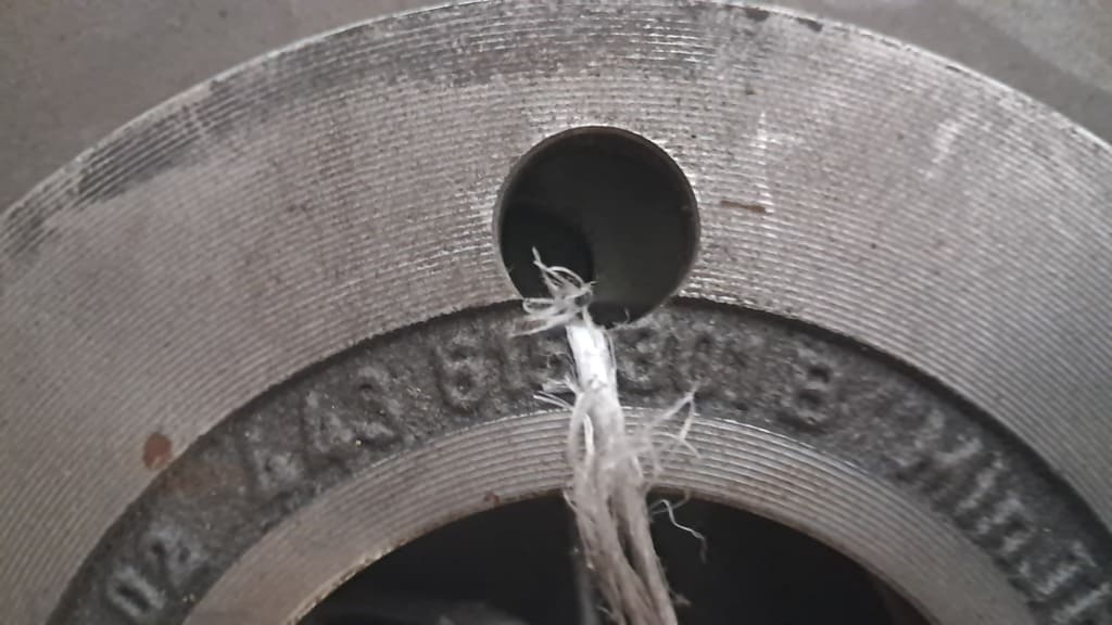 2 Originale Bremsscheiben (443615301B) für Audi 100 / Audi 200 1983-1991