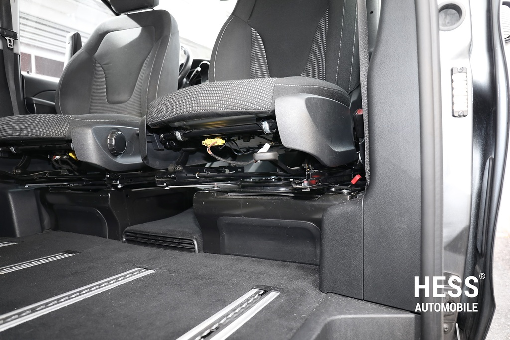 Scopema Drehkonsole für Mercedes Vito/Viano ab 2015 und Mercedes Sprinter 907 (Beifahrerseite)