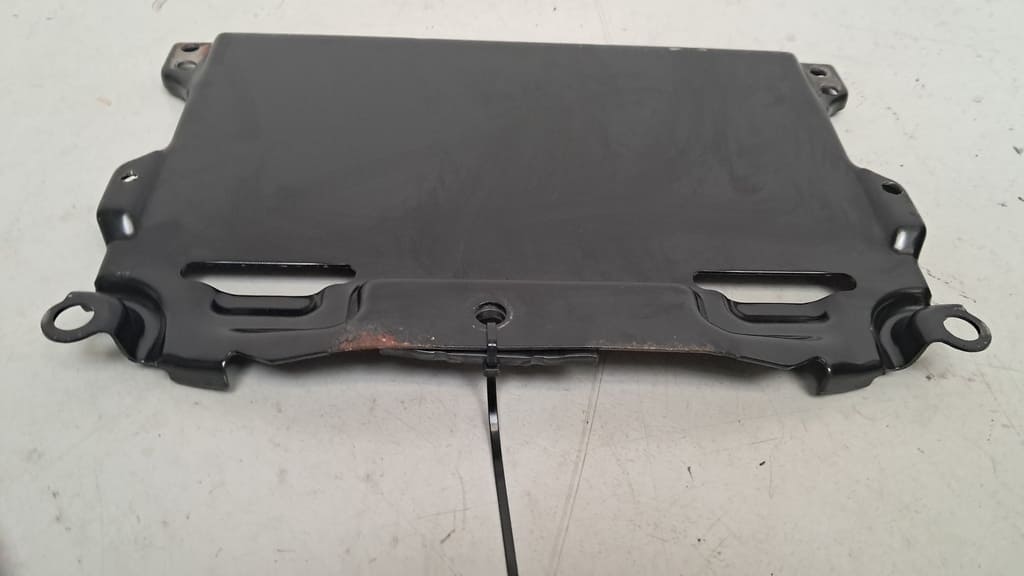 Originaler Batteriehalter für Zweitbatterie unter Sitz T5 / T6 (7H0881567A)