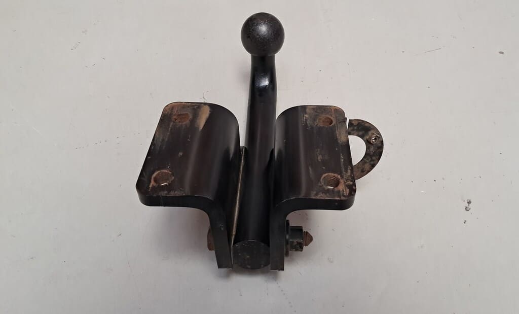 Westfalia starre Anhängerkupplung mit Kugelkopf (2H5803881E) für VW Amarok