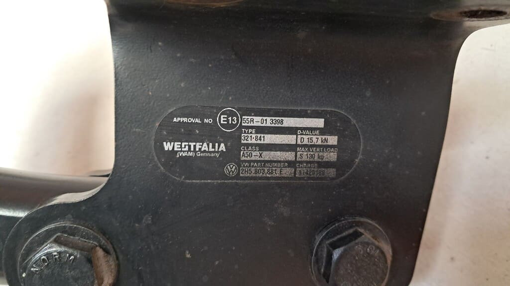 Westfalia starre Anhängerkupplung mit Kugelkopf (2H5803881E) für VW Amarok