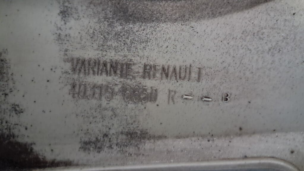 Originale Radkappen 16 Zoll (403156650) für Renault Traffic