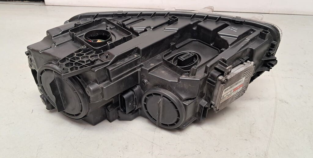 Xenon-Scheinwerfer rechts (5E1941016B) für  Škoda Octavia III (2013–2017)