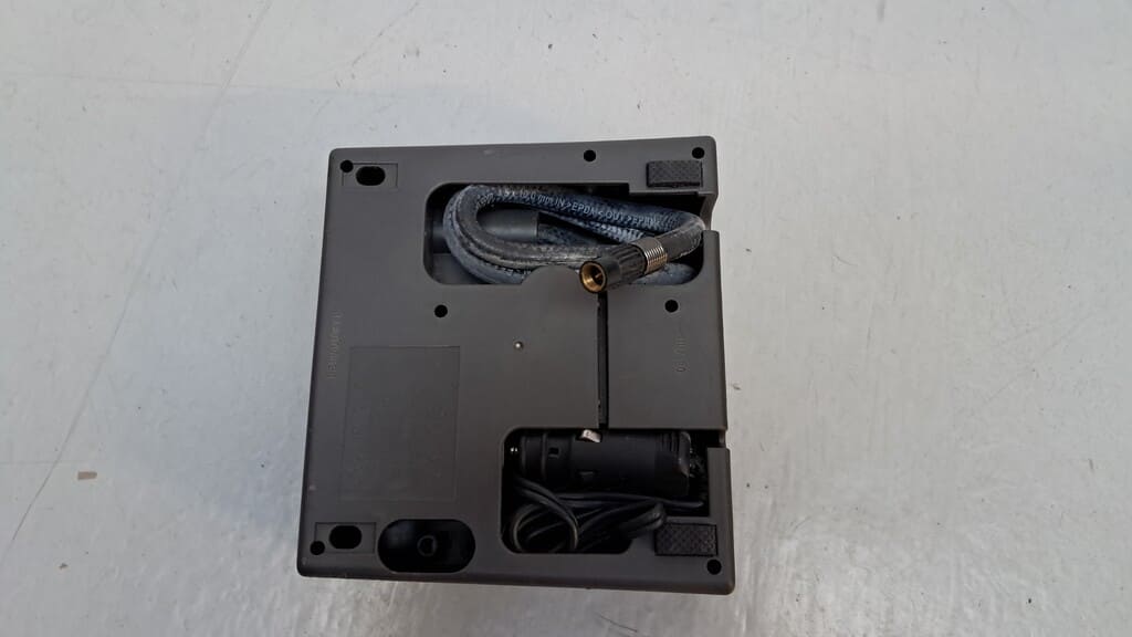 mobiler elektrischer Luftkompressor 7H0012615A (Reifenluftpumpe)