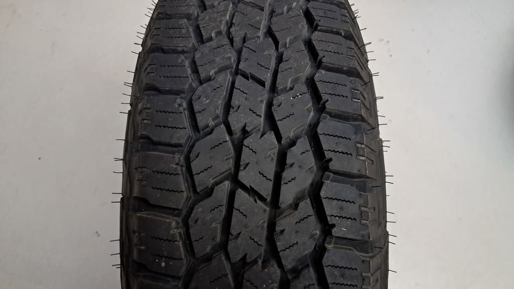 Radsatz Yokohama Geolandar A/T4 245/70 17 Zoll für VW Crafter 2 &amp; MAN TGE