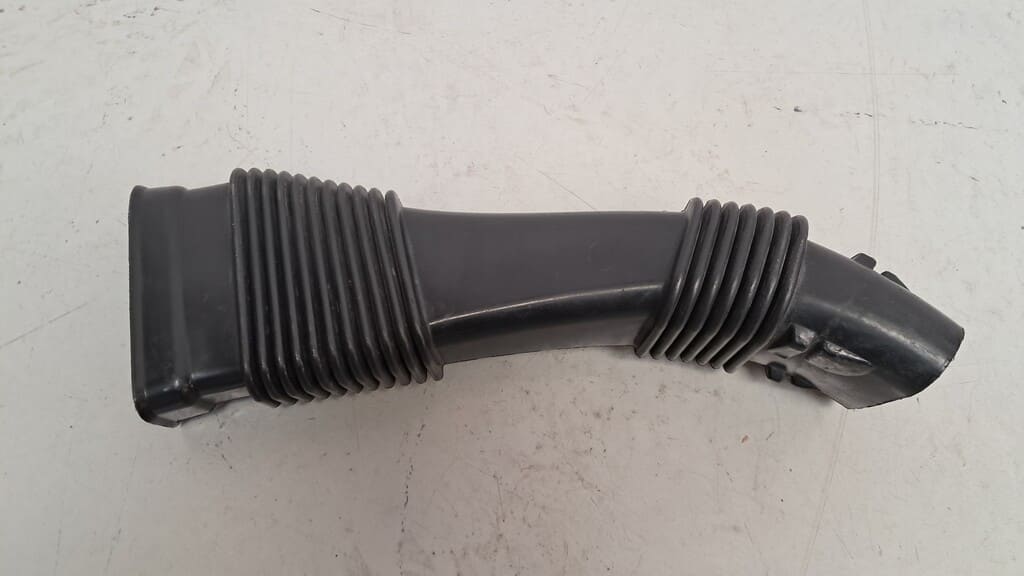 Luftführungsschlauch (1J0825319) für VW Golf 4 / VW Bora