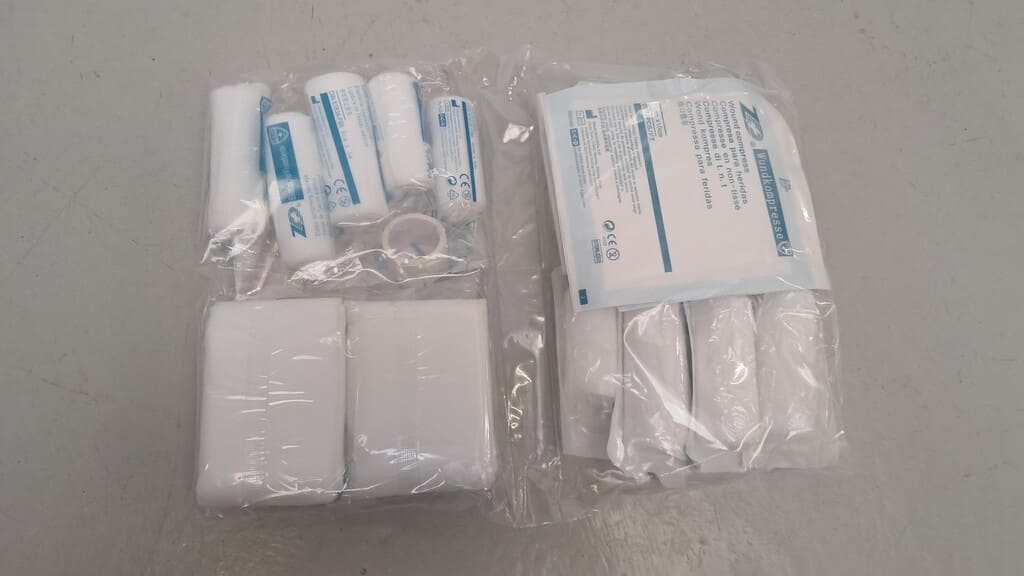 KFZ Verbandkasten DIN 13164 blau