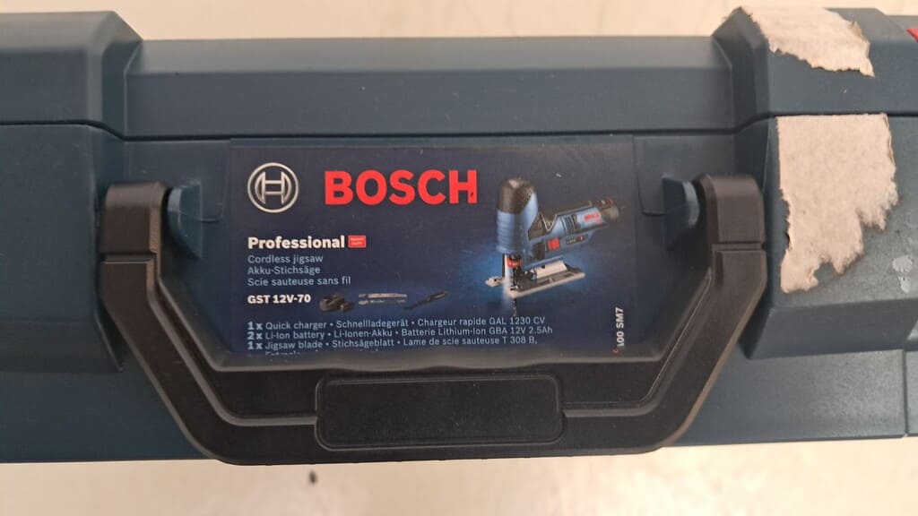 Bosch Professional L-BOXX 136 Koffer für Akku-Stichsäge GST 12V-70