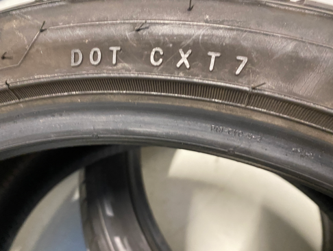 Reifensatz Toyo