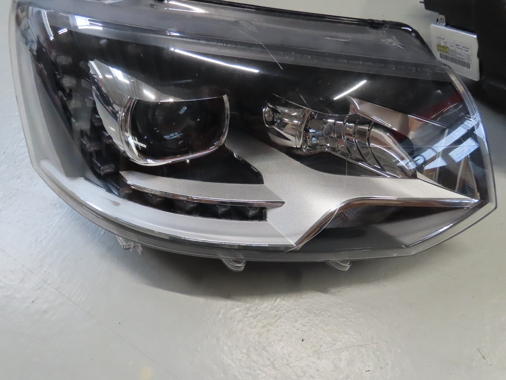 VW T5 Xenon Scheinwerfer