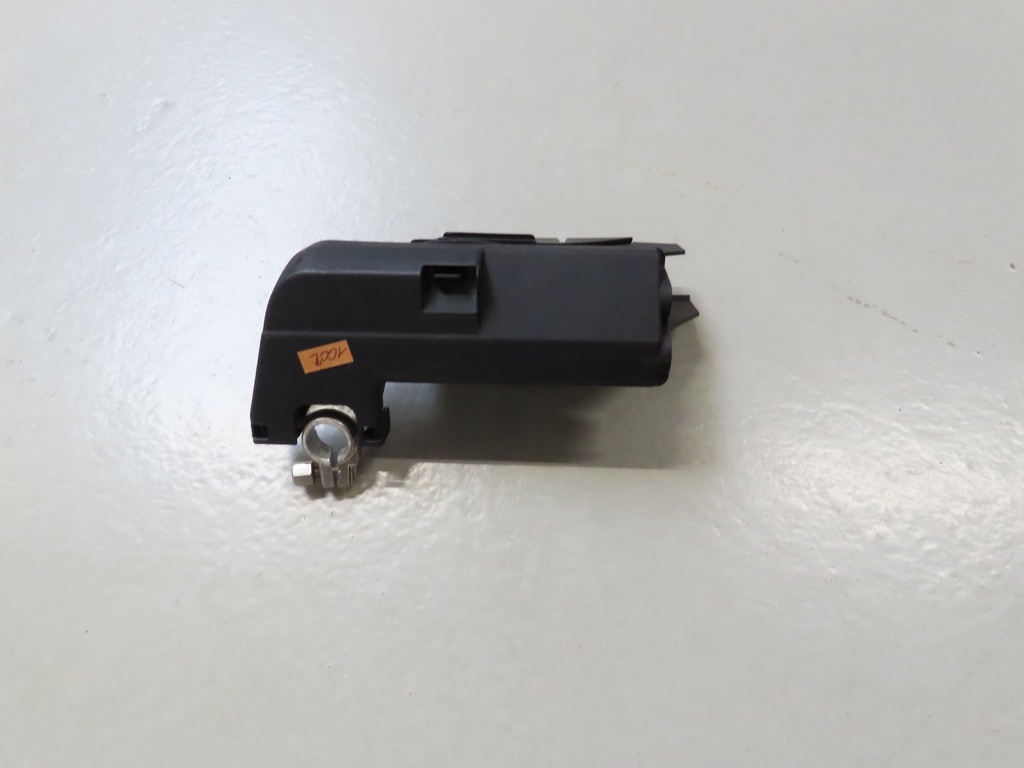 5 Batteriepol mit Sicherungen VW T6 – Occasion