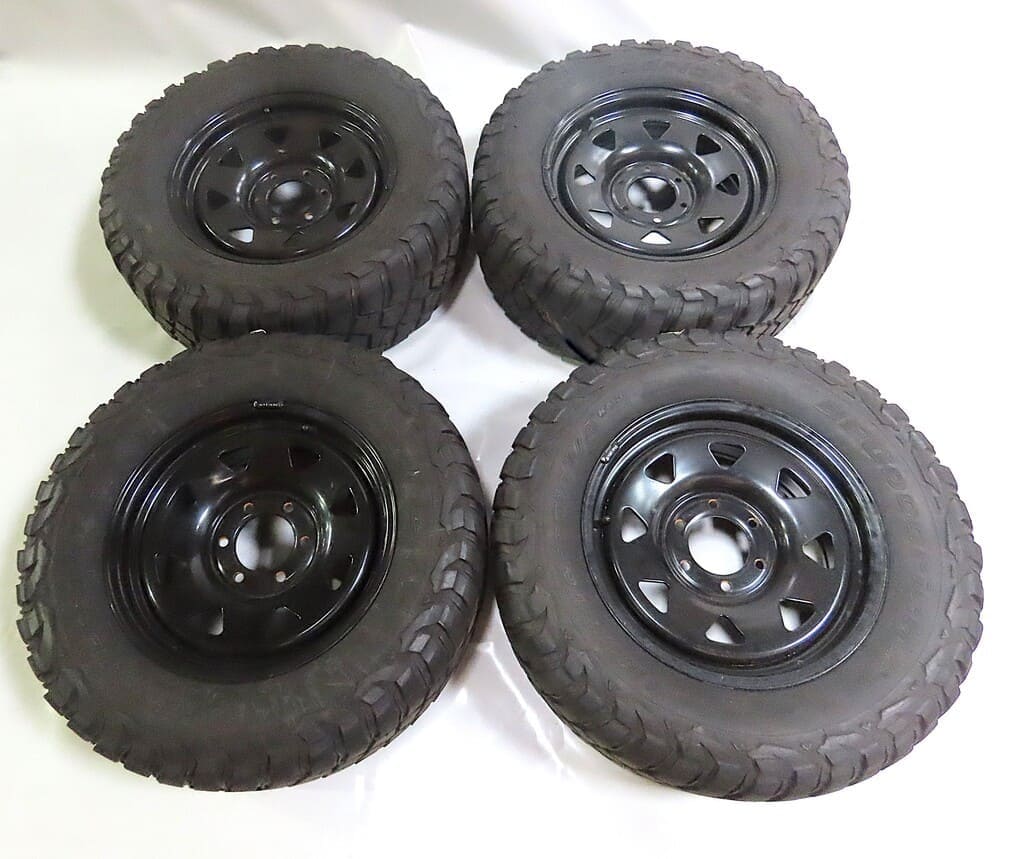 Radsatz BFGoodrich Mud-Terrain T/A KM 265/65 R17-Occasion