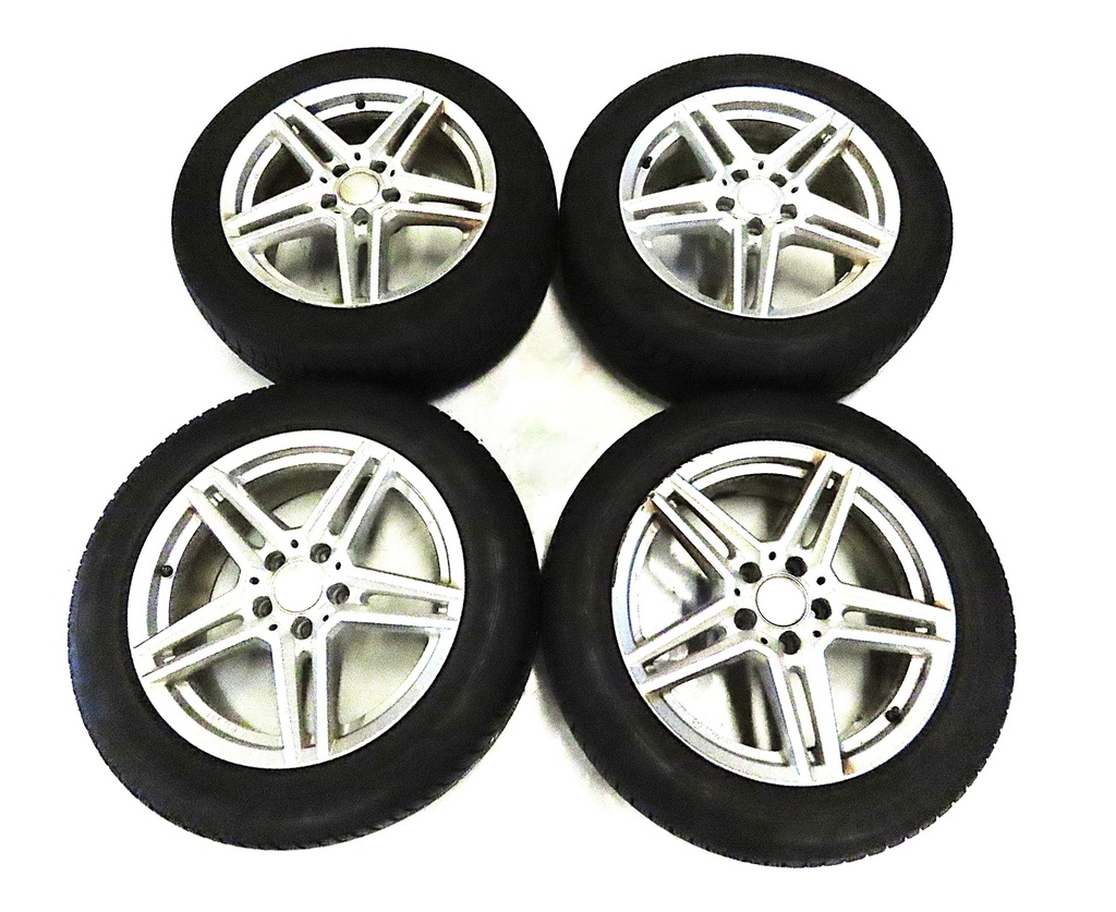 Radsatz MB Vito/Viano (3x Goodyear UltraGrip Performance 2 + 1x Continental WinterContact TS 850P  225/55 R17)