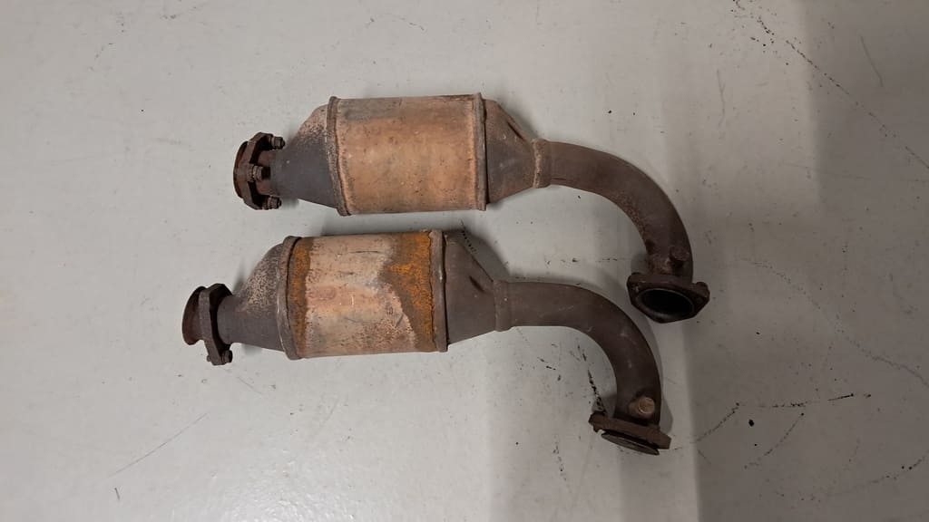 Original Vorschalldämpfer VW T3 (025 119)-Occasion