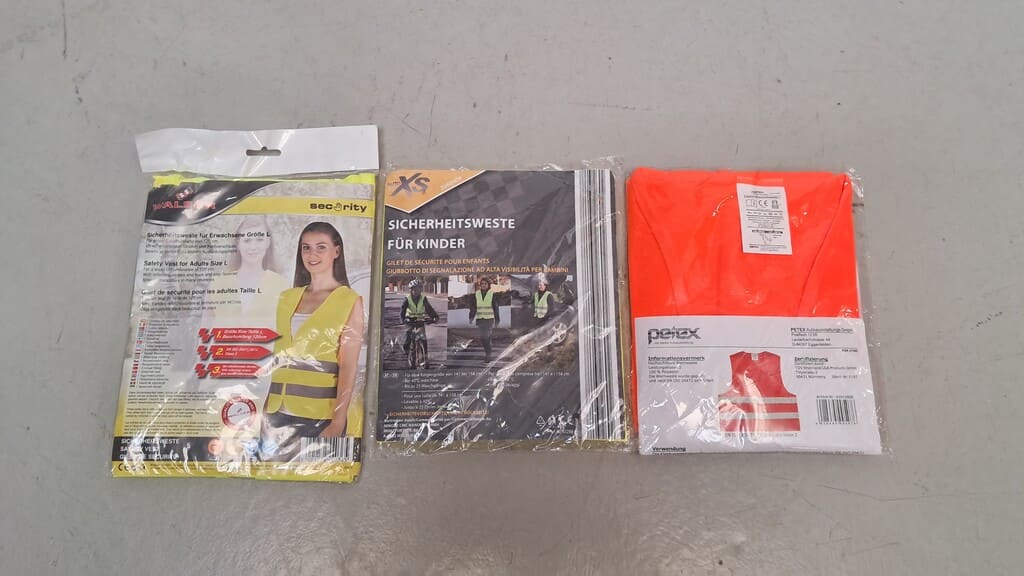 Warnwestenset (Grösse L/L/M)-Occasion