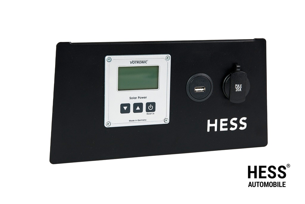 Panel 06 schwarz mit der Solar-Steuerung, 12 Volt Steckdose und USB Steckdose